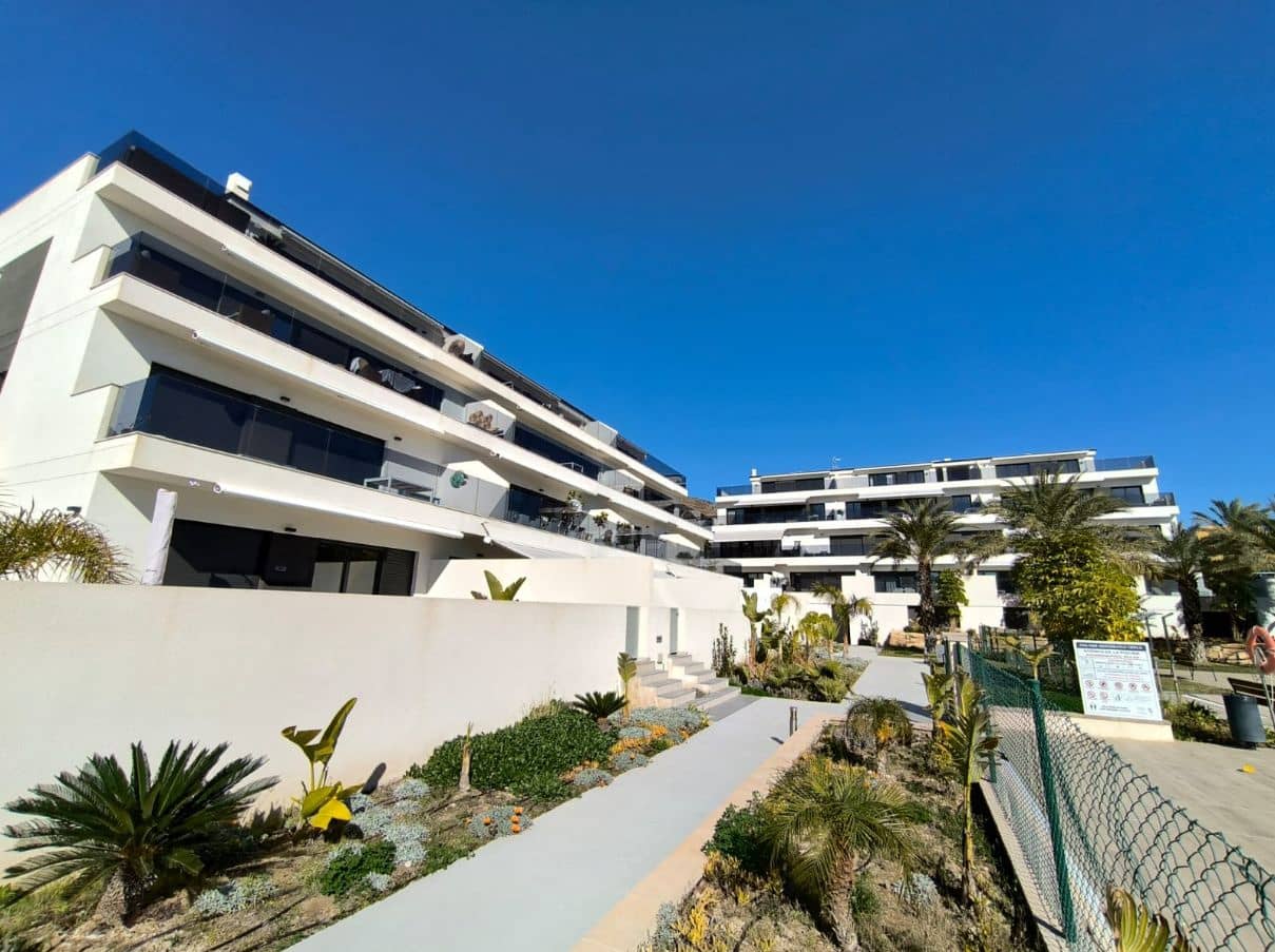 3 bedroom Apartment for sale in Finestrat with pool garage - € 490,000 (Ref: 9459582)