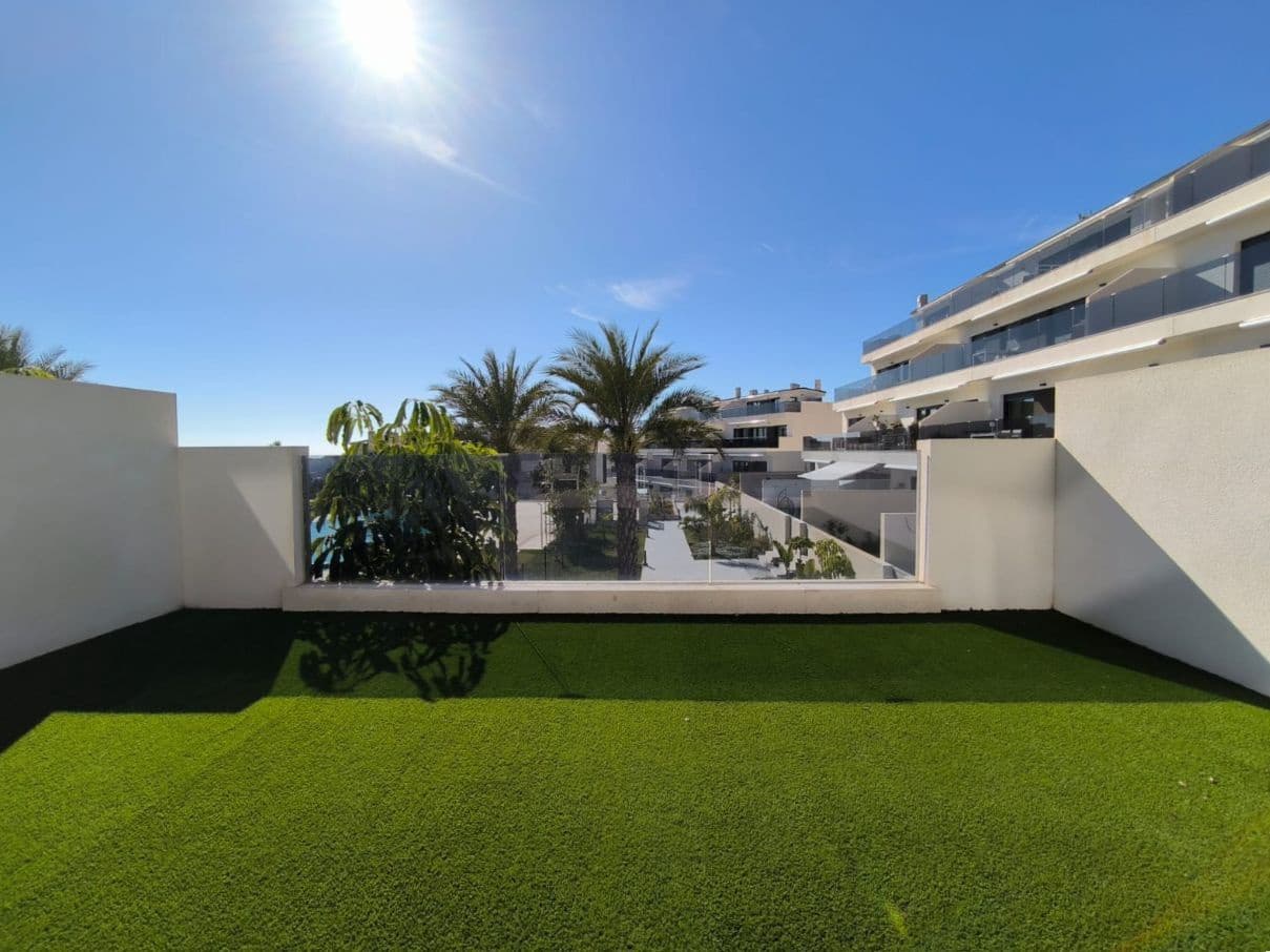 3 bedroom Apartment for sale in Finestrat with pool garage - € 490,000 (Ref: 9459582)