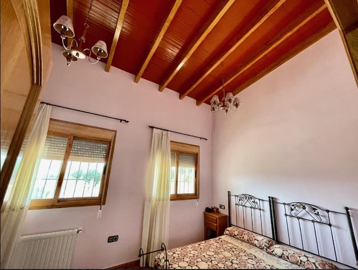 3 bedroom Villa for sale in Relleu with garage - € 413,600 (Ref: 9459584)