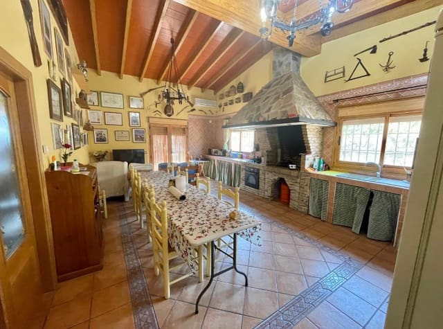 3 bedroom Villa for sale in Relleu with garage - € 413,600 (Ref: 9459584)