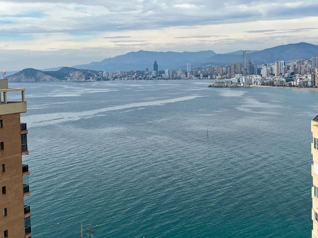 3 bedroom Apartment for sale in Levante, Benidorm with pool garage - € 472,500 (Ref: 9459591)