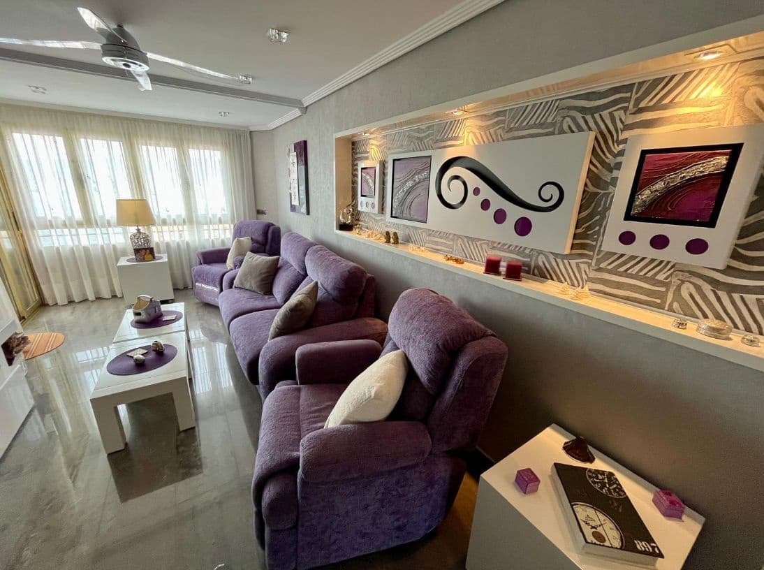 3 bedroom Apartment for sale in Benidorm with pool garage - € 472,500 (Ref: 9459591)