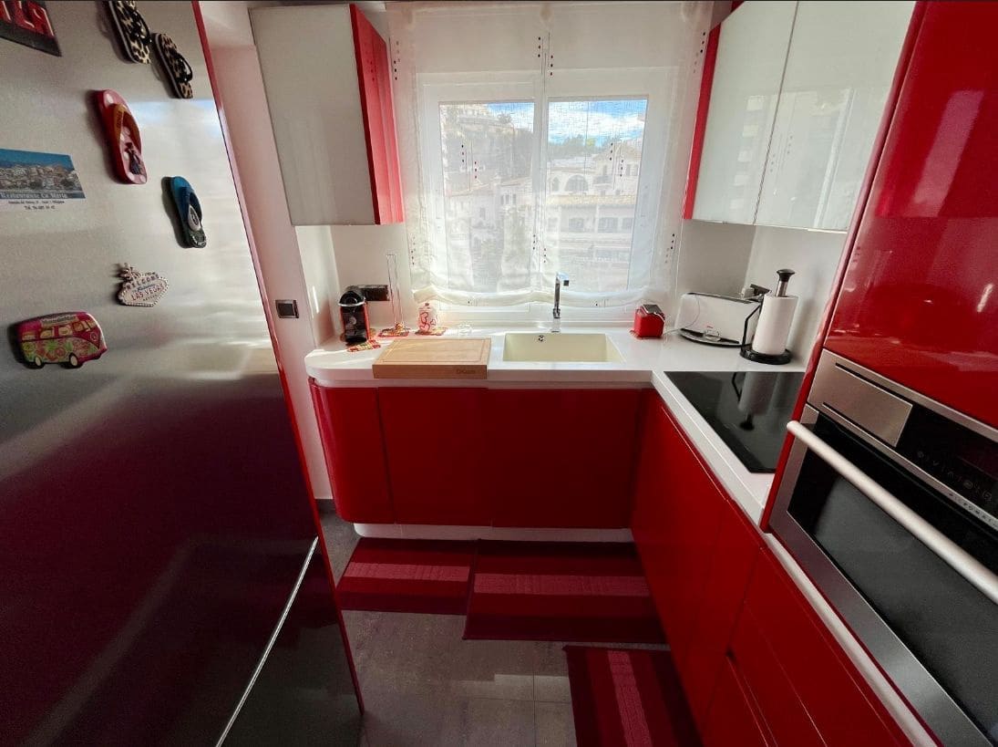 3 bedroom Apartment for sale in Benidorm with pool garage - € 472,500 (Ref: 9459591)