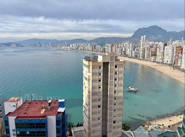 3 bedroom Apartment for sale in Levante, Benidorm with pool garage - € 472,500 (Ref: 9459591)