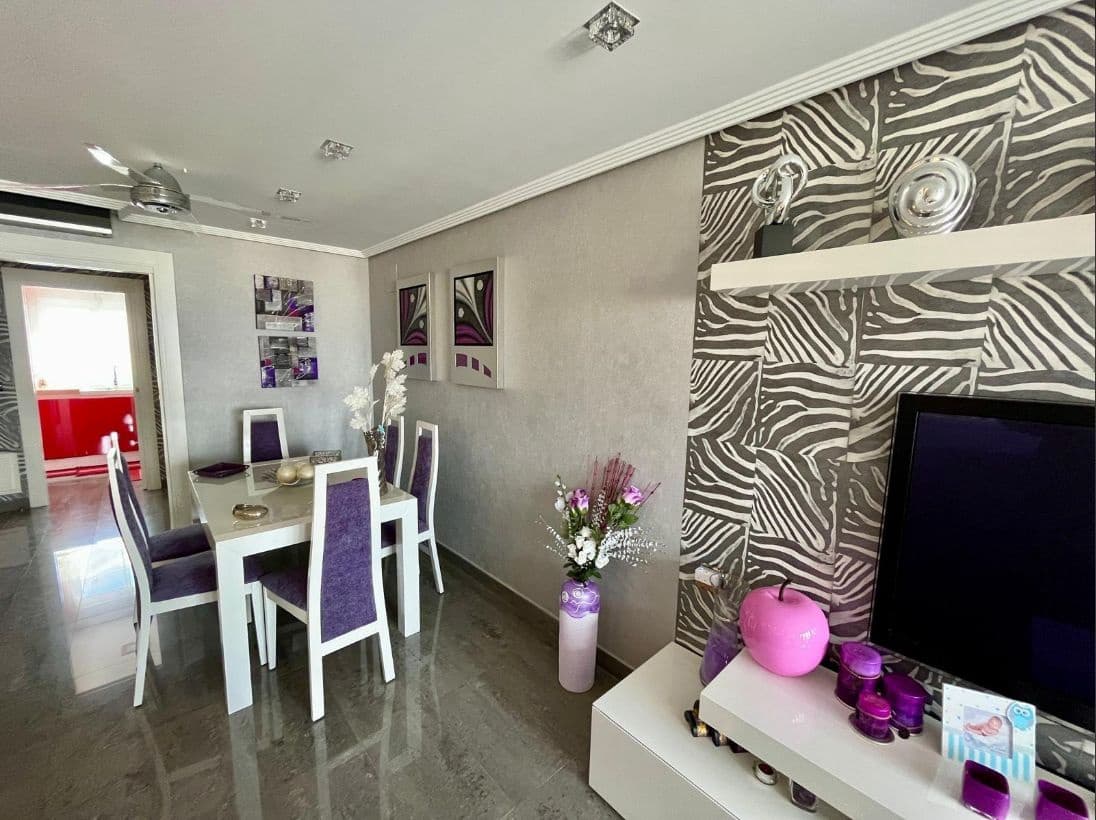 3 bedroom Apartment for sale in Benidorm with pool garage - € 472,500 (Ref: 9459591)