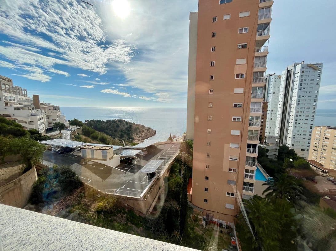 3 bedroom Apartment for sale in Benidorm with pool garage - € 472,500 (Ref: 9459591)