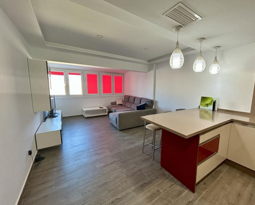 3 bedroom Apartment for sale in Benidorm - € 424,500 (Ref: 9459596)