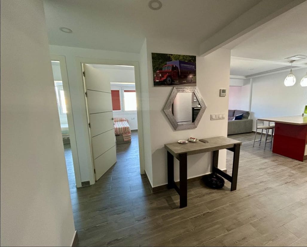 3 bedroom Apartment for sale in Benidorm - € 424,500 (Ref: 9459596)