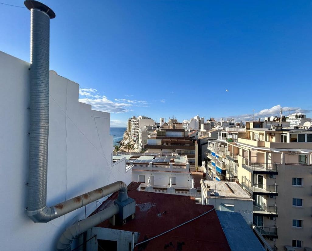 3 bedroom Apartment for sale in Benidorm - € 424,500 (Ref: 9459596)