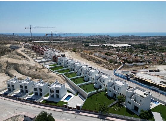 3 bedroom Villa for sale in Muchamiel / Mutxamel with pool garage - € 450,000 (Ref: 9459598)