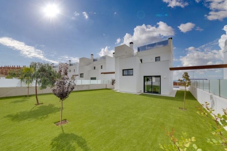 3 bedroom Villa for sale in Muchamiel / Mutxamel with pool garage - € 450,000 (Ref: 9459598)