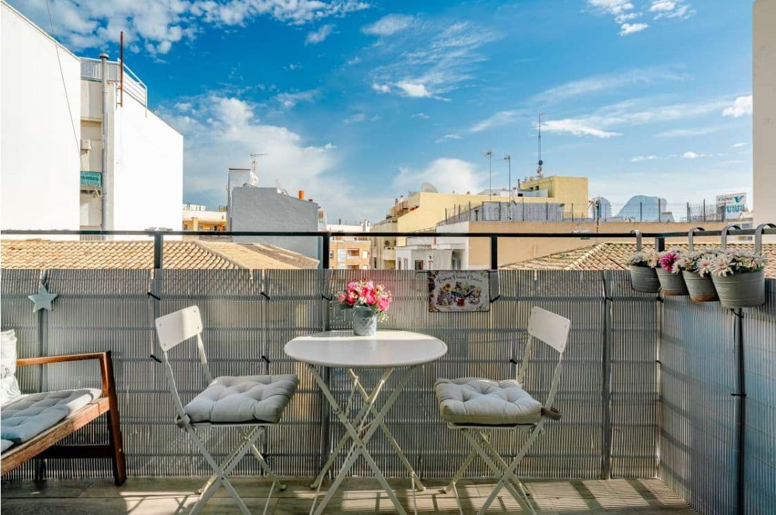 2 bedroom Apartment for sale in Calpe / Calp - € 249,000 (Ref: 9459599)