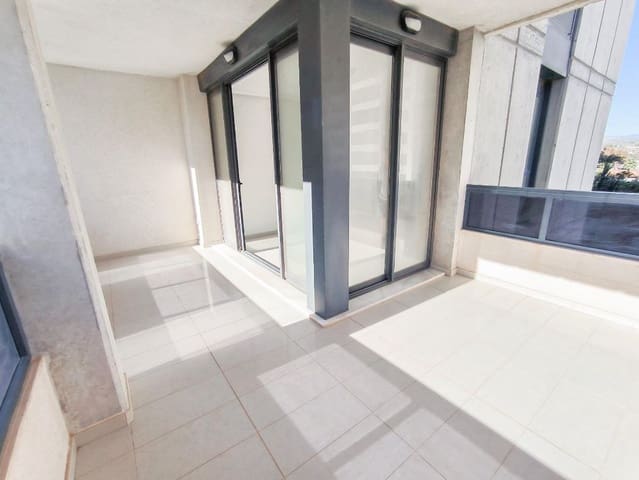 2 bedroom Apartment for sale in Levante, Benidorm with pool - € 315,000 (Ref: 9459601)