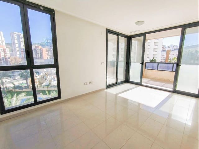 2 bedroom Apartment for sale in Levante, Benidorm with pool - € 315,000 (Ref: 9459601)