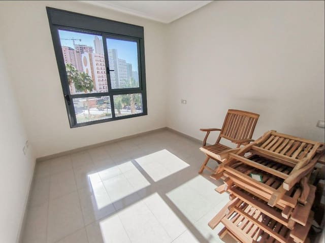 2 bedroom Apartment for sale in Levante, Benidorm with pool - € 315,000 (Ref: 9459601)