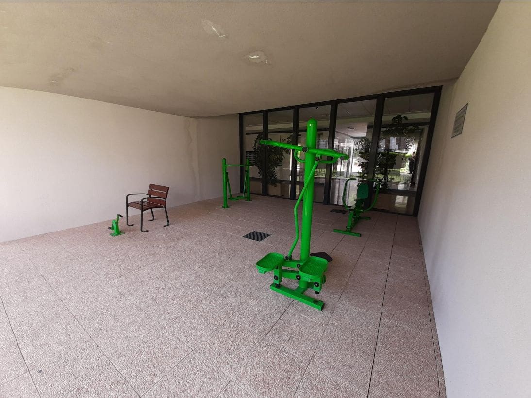 2 bedroom Apartment for sale in Benidorm with pool - € 315,000 (Ref: 9459601)