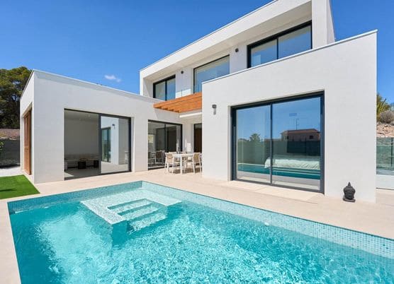 3 soverom Villa til salgs i Alfaz del Pi / L'Alfàs del Pi med svømmebasseng garasje - € 760 000 (Ref: 9459605)