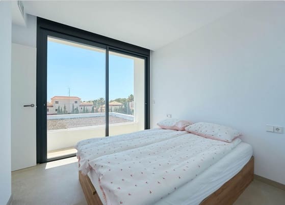 3 soverom Villa til salgs i Alfaz del Pi / L'Alfas del Pi med svømmebasseng garasje - € 760 000 (Ref: 9459605)