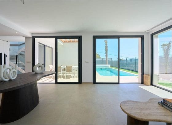 3 soverom Villa til salgs i Alfaz del Pi / L'Alfas del Pi med svømmebasseng garasje - € 760 000 (Ref: 9459605)