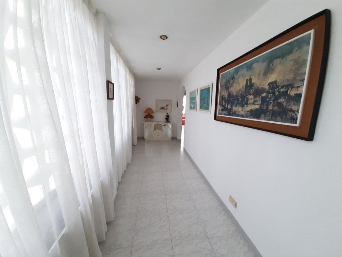 4 soverom Leilighet til salgs i Benidorm med svømmebasseng garasje - € 650 000 (Ref: 9459606)