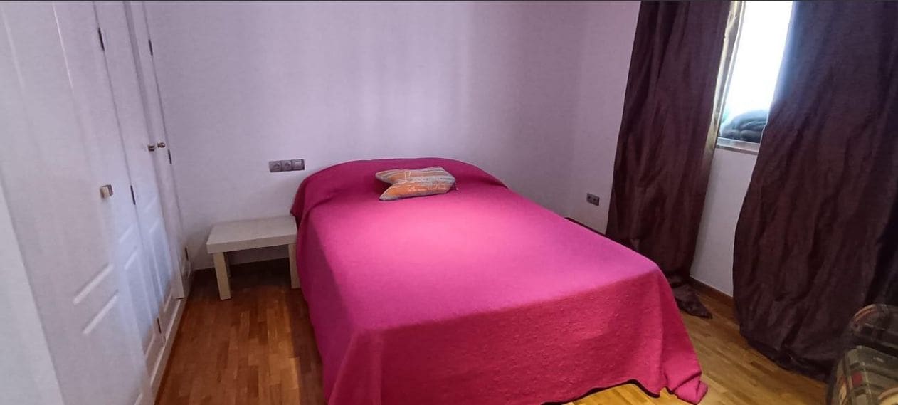 2 bedroom Apartment for sale in Benidorm with pool garage - € 1,000,000 (Ref: 9459608)