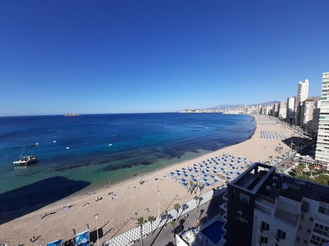 2 bedroom Apartment for sale in Levante, Benidorm with pool garage - € 1,000,000 (Ref: 9459608)