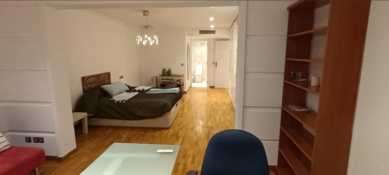 2 bedroom Apartment for sale in Benidorm with pool garage - € 1,000,000 (Ref: 9459608)