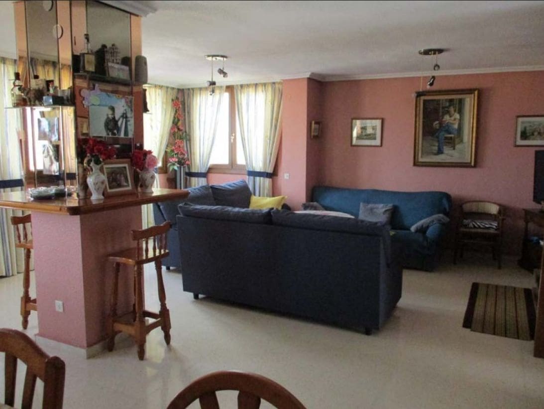 Chalet de 7 habitaciones en Benidorm en venta con piscina garaje - 1.250.000 € (Ref: 9459609)