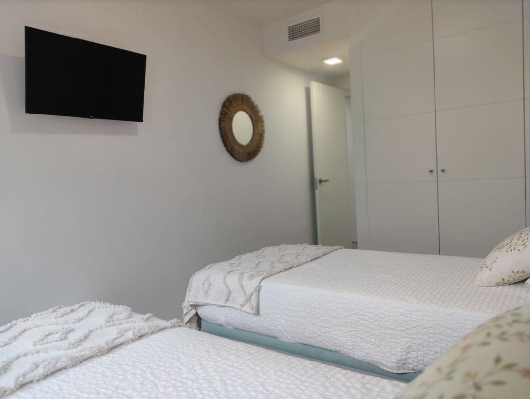 3 bedroom Apartment for sale in La Villajoyosa / Vila Joiosa with pool garage - € 489,000 (Ref: 9459610)