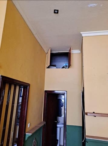 Erhverv til salg i Centro Urbano, Benidorm med garage - € 106.000 (Ref: 9459611)