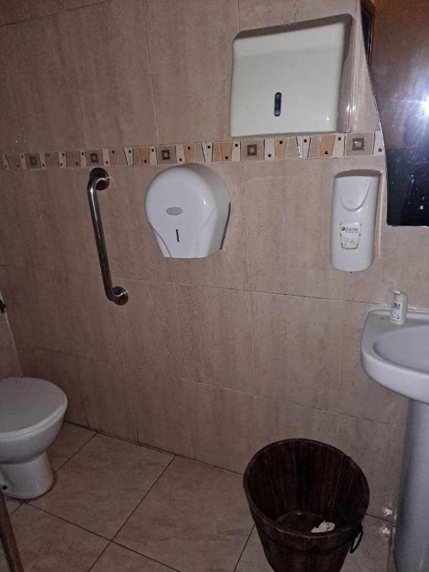 Erhverv til salg i Benidorm med garage - € 106.000 (Ref: 9459611)