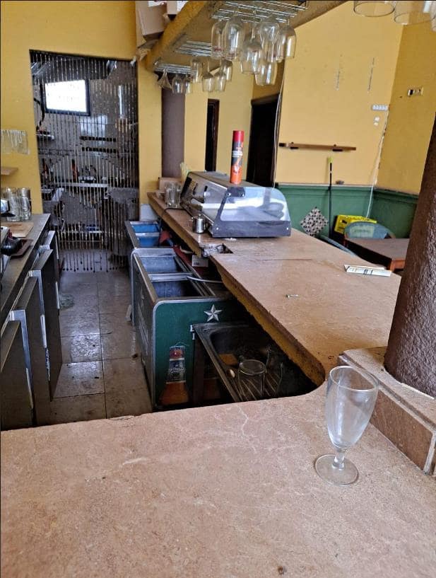 Erhverv til salg i Benidorm med garage - € 106.000 (Ref: 9459611)