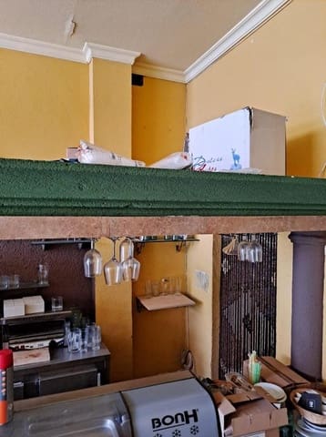 Erhverv til salg i Centro Urbano, Benidorm med garage - € 106.000 (Ref: 9459611)