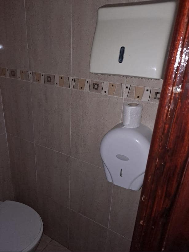 Erhverv til salg i Benidorm med garage - € 106.000 (Ref: 9459611)