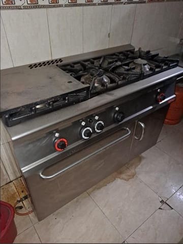 Erhverv til salg i Centro Urbano, Benidorm med garage - € 106.000 (Ref: 9459611)