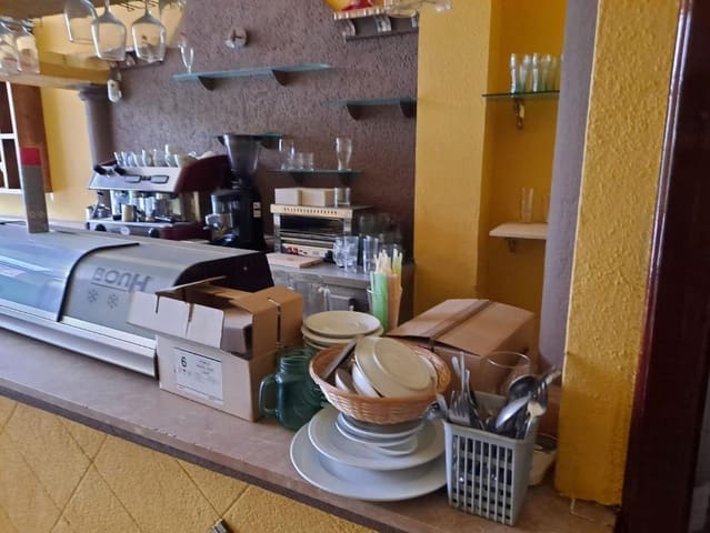 Erhverv til salg i Centro Urbano, Benidorm med garage - € 106.000 (Ref: 9459611)