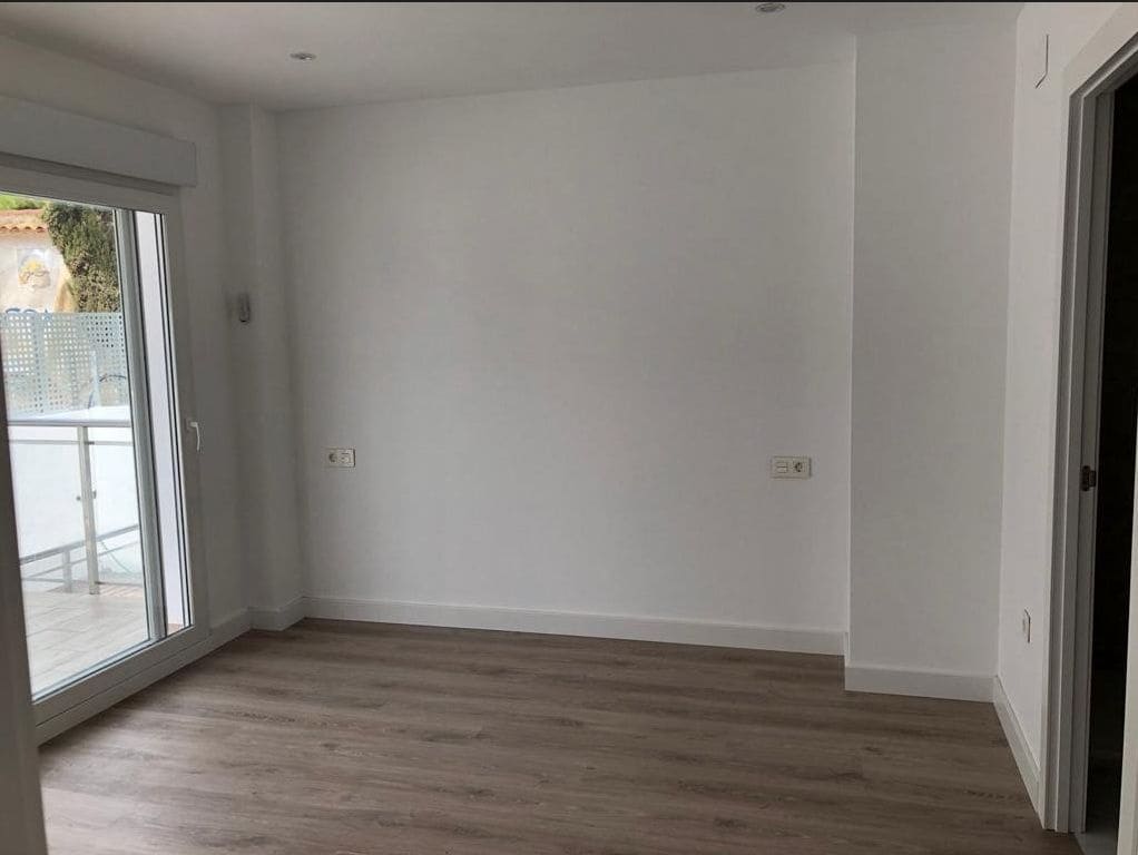 4 bedroom Villa for sale in La Nucia with pool garage - € 575,000 (Ref: 9459613)