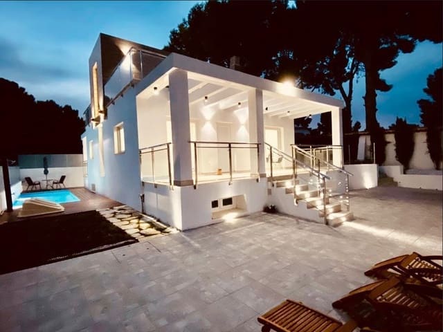 4 bedroom Villa for sale in La Nucia with pool garage - € 575,000 (Ref: 9459613)