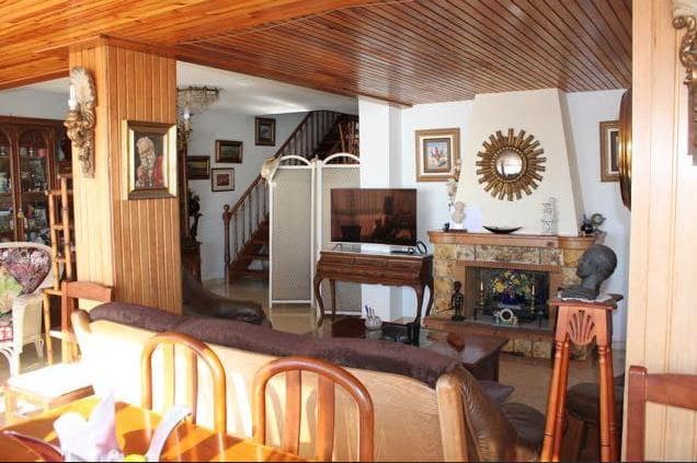 4 soverom Leilighet til salgs i Benidorm med svømmebasseng garasje - € 630 000 (Ref: 9459625)