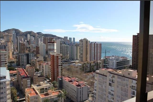 4 soverom Leilighet til salgs i Levante, Benidorm med svømmebasseng garasje - € 630 000 (Ref: 9459625)