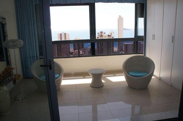 1 bedroom Apartment for sale in Benidorm with pool garage - € 318,000 (Ref: 9465094)