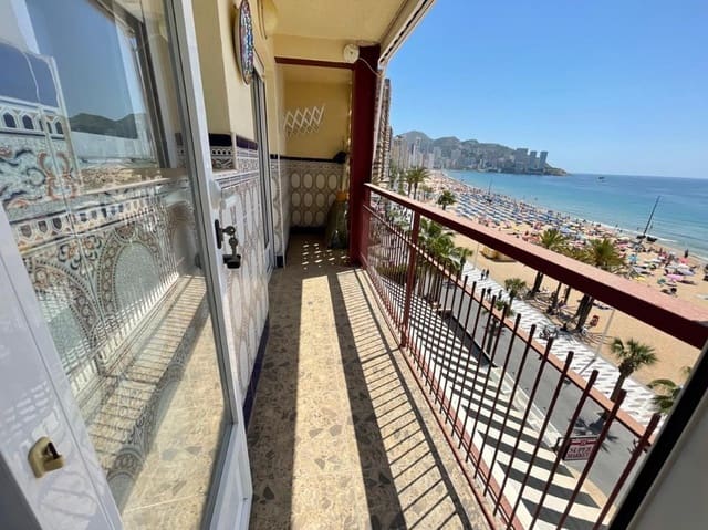 3 bedroom Apartment for sale in Levante, Benidorm with garage - € 590,000 (Ref: 9465095)