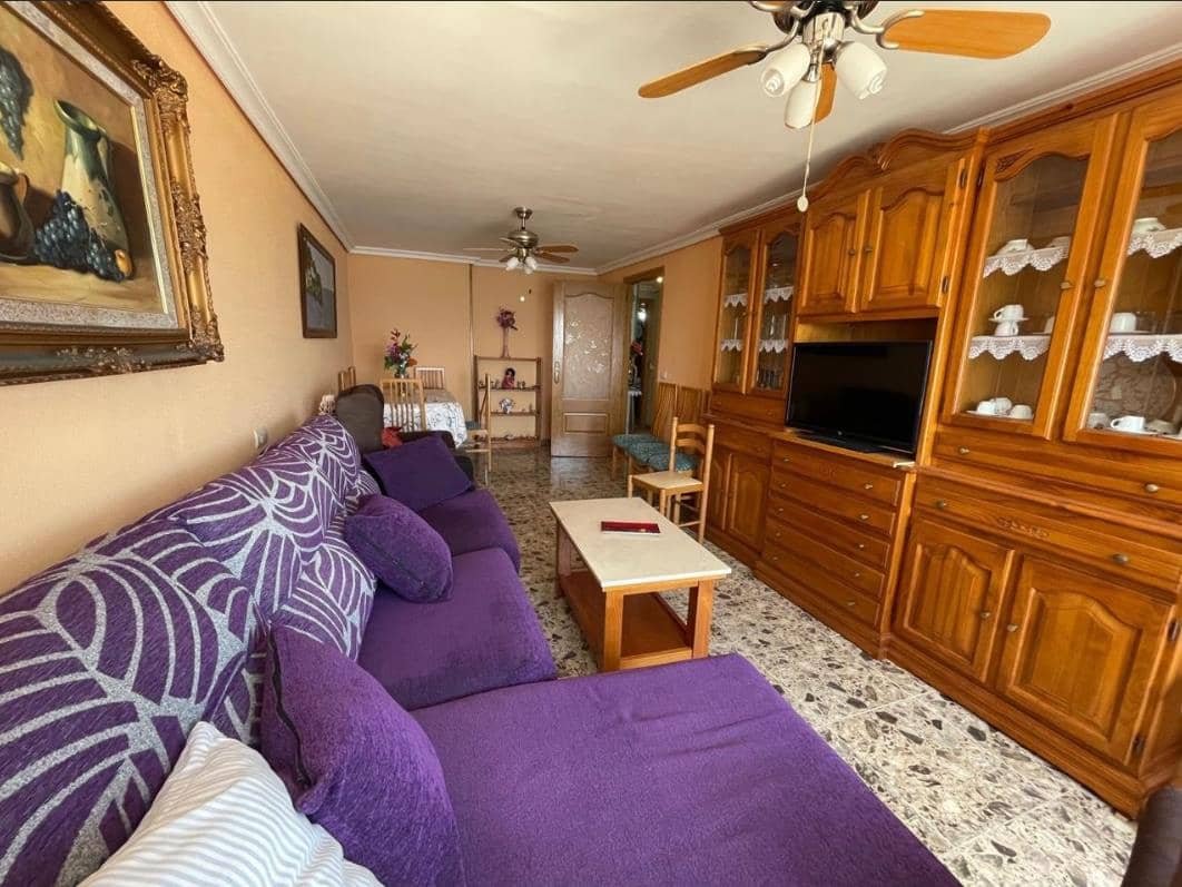 3 bedroom Apartment for sale in Benidorm with garage - € 590,000 (Ref: 9465095)