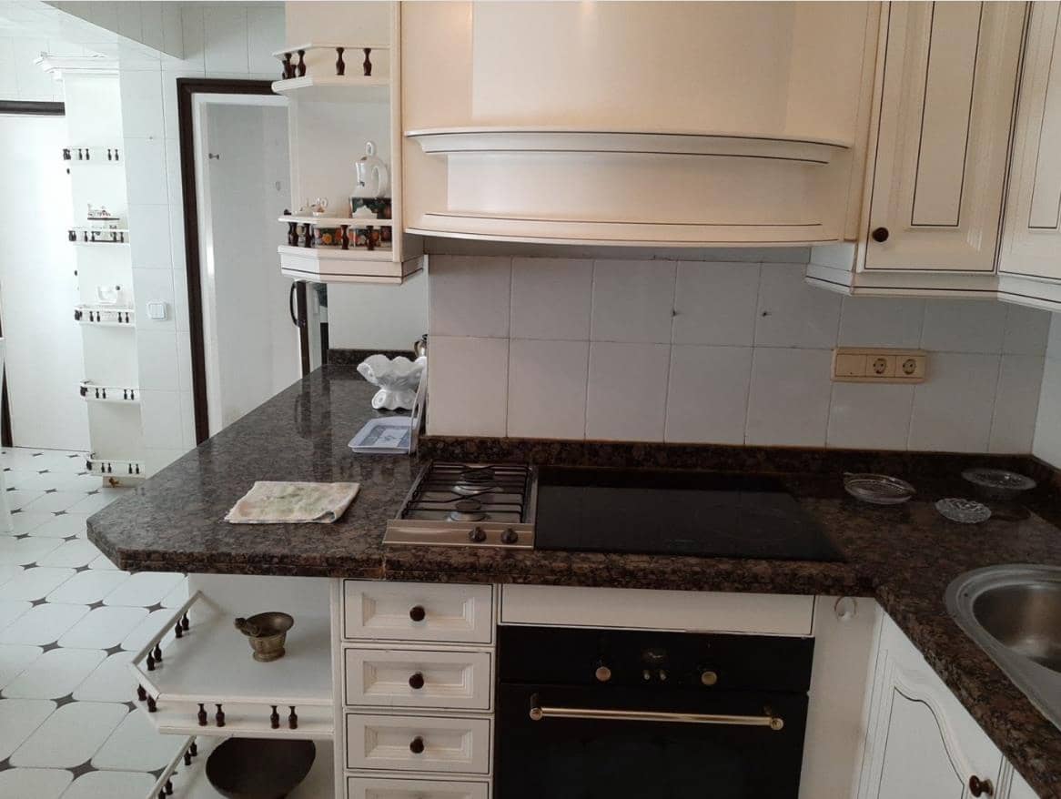 2 soverom Leilighet til salgs i Benidorm med garasje - € 599 000 (Ref: 9465232)