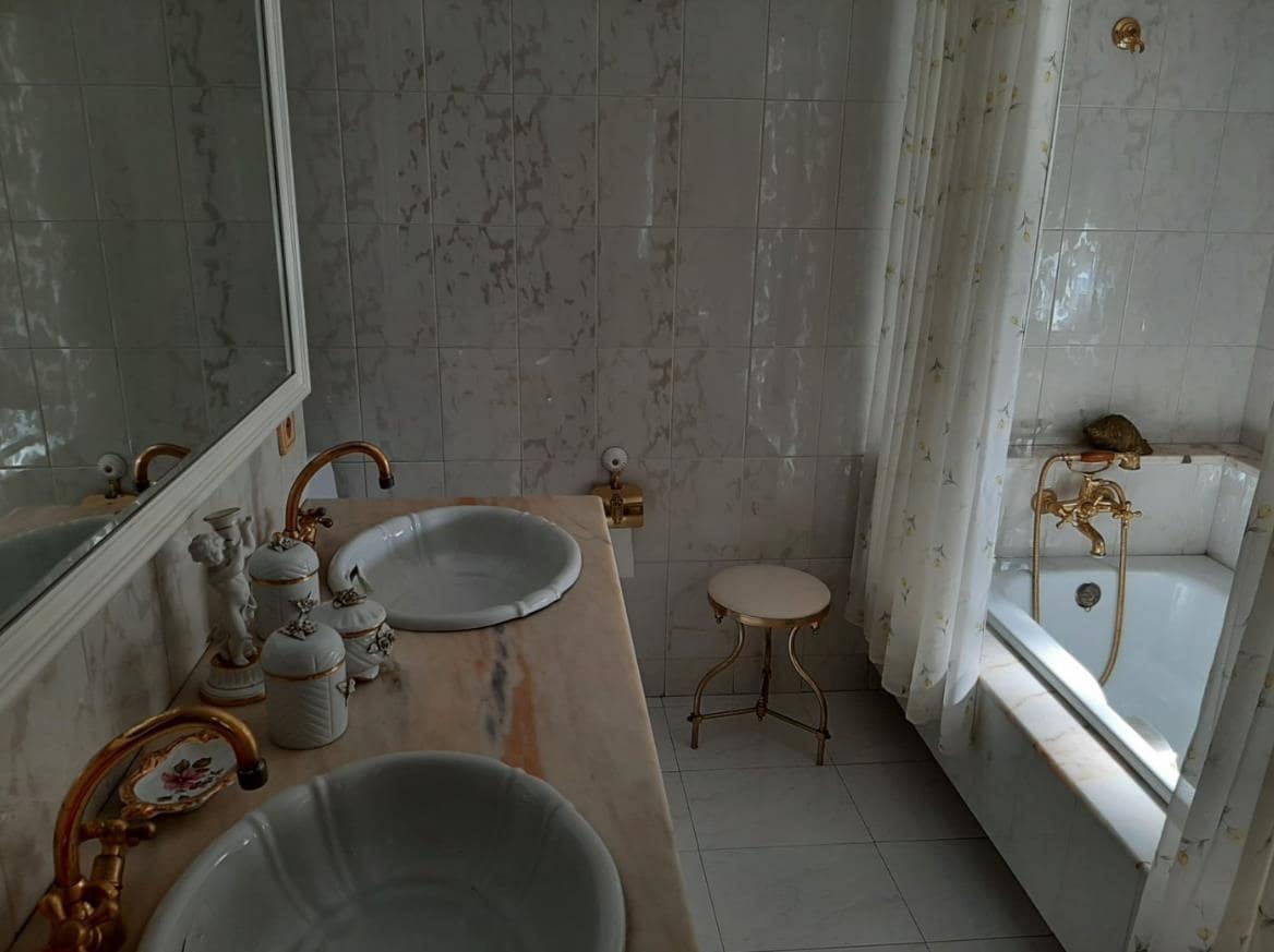 2 soverom Leilighet til salgs i Benidorm med garasje - € 599 000 (Ref: 9465232)