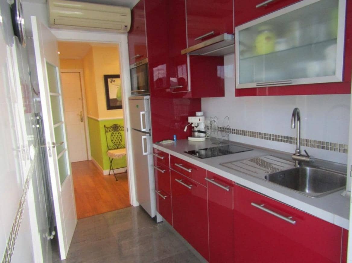 2 bedroom Apartment for sale in Benidorm with pool garage - € 615,000 (Ref: 9465233)