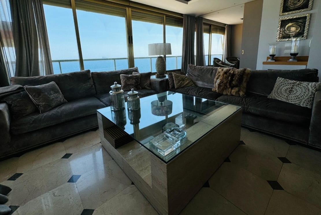 3 quarto Apartamento para venda em Benidorm com piscina garagem - 850 000 € (Ref: 9471293)