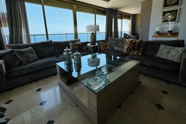 3 quarto Apartamento para venda em Levante, Benidorm com piscina garagem - 850 000 € (Ref: 9471293)