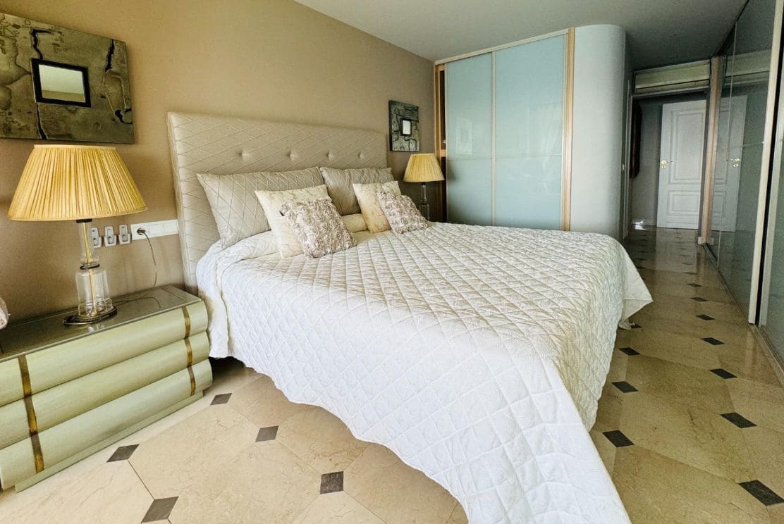 3 quarto Apartamento para venda em Benidorm com piscina garagem - 850 000 € (Ref: 9471293)