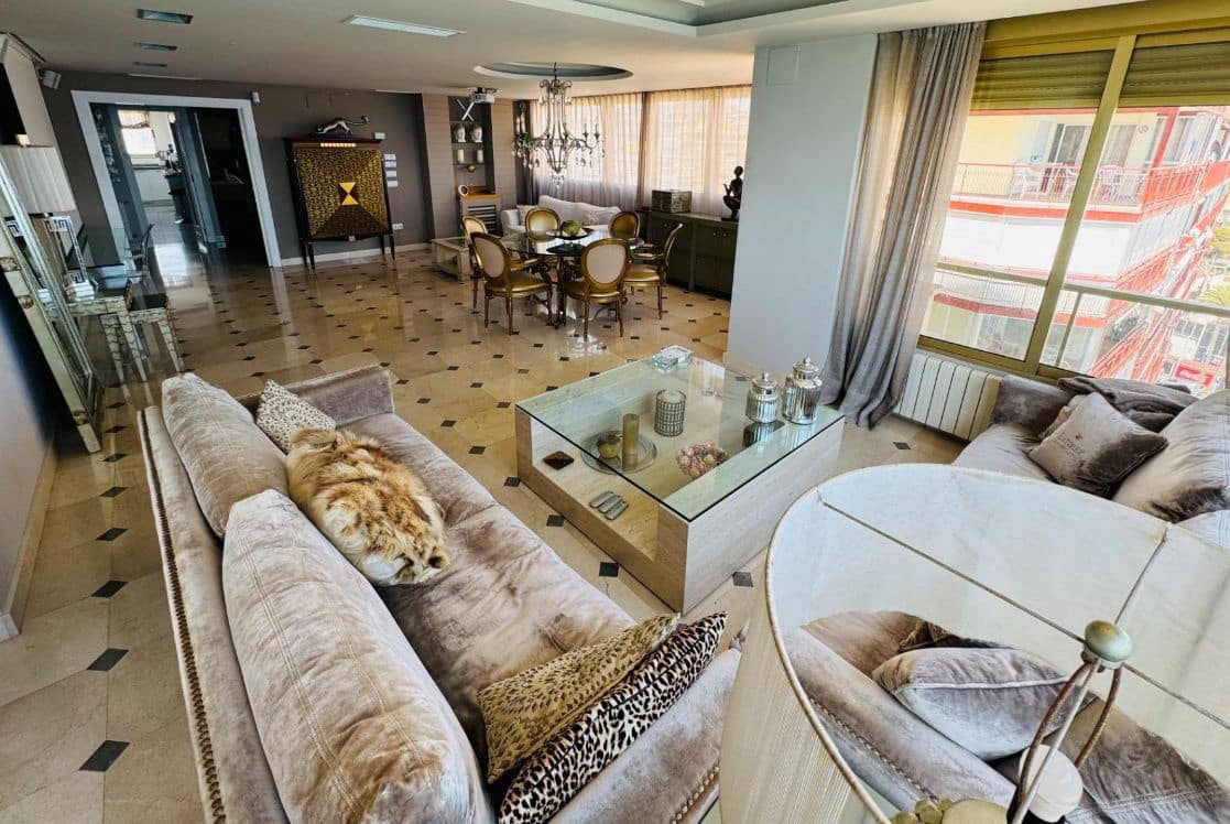 3 quarto Apartamento para venda em Benidorm com piscina garagem - 850 000 € (Ref: 9471293)